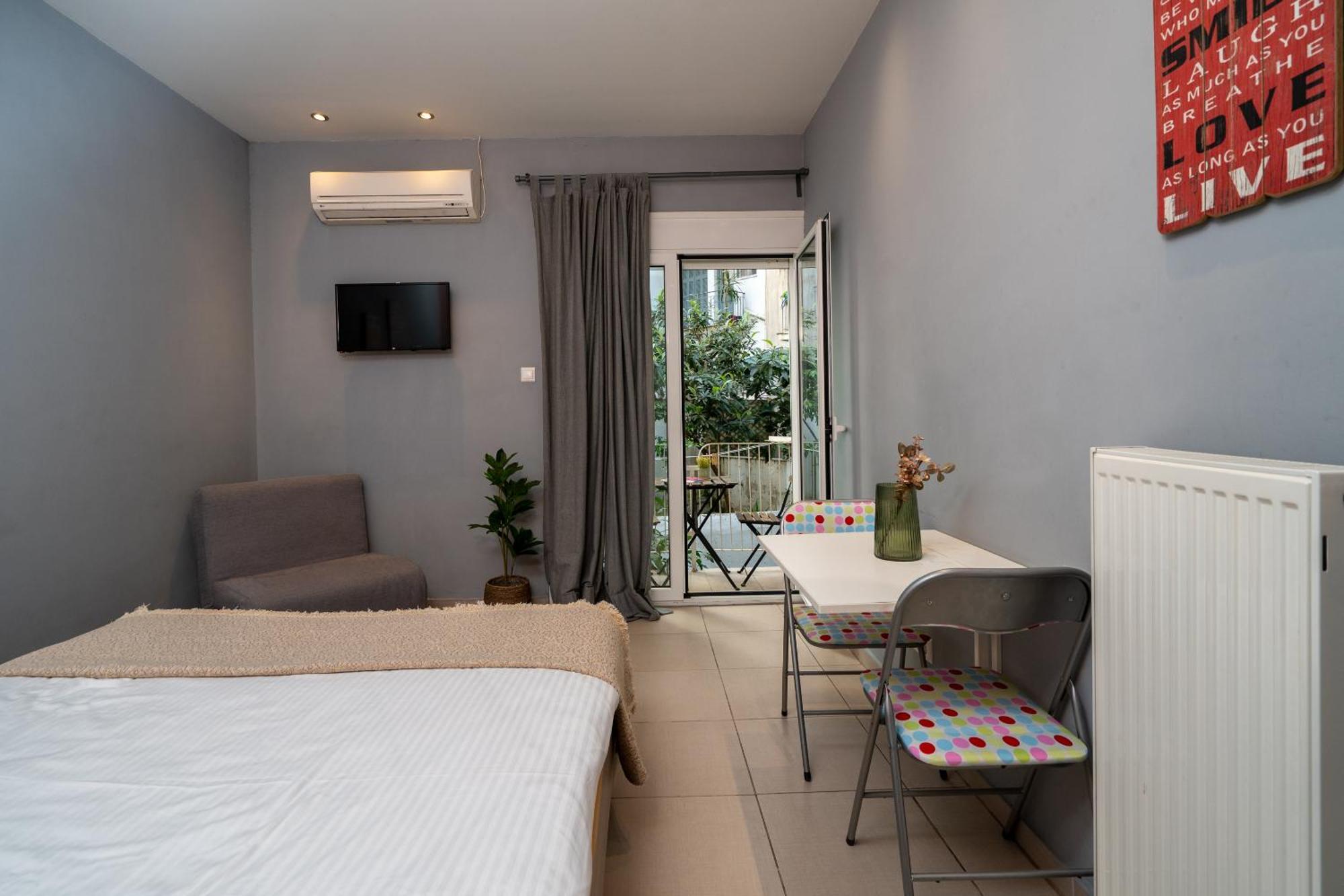 Ideally Located Apartment In Central Αθήνα Εξωτερικό φωτογραφία